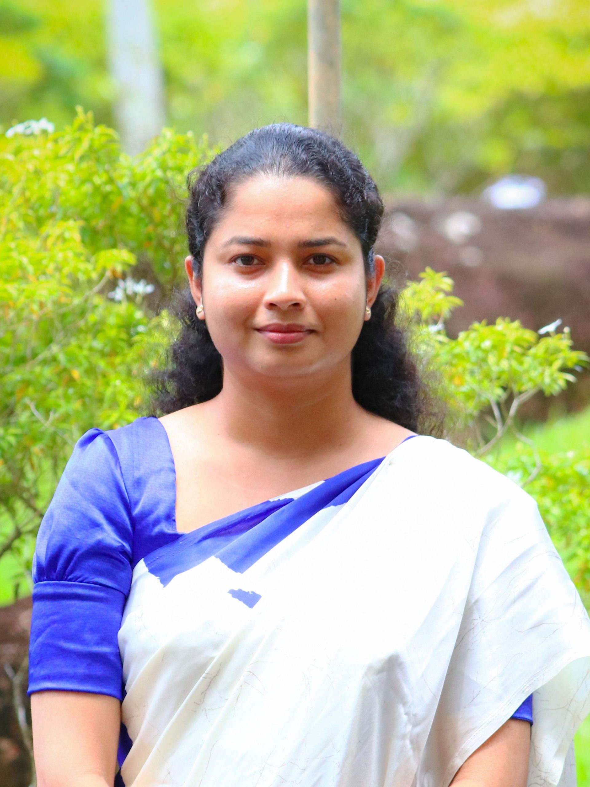 Ms. Dilini Jayarathna